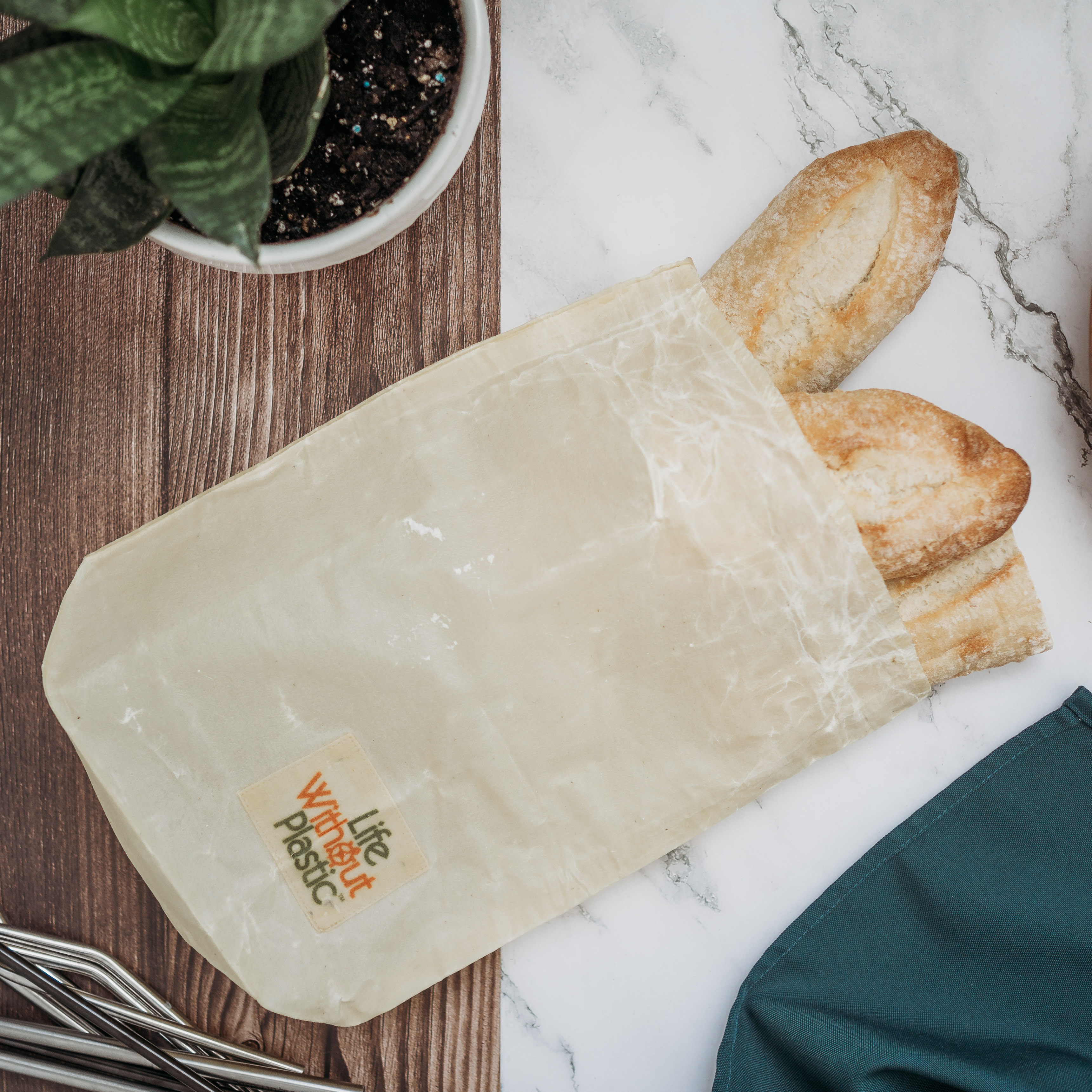 beeswax bag with bread